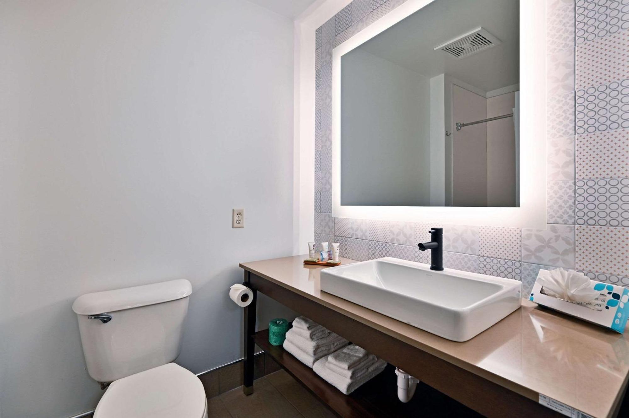 Country Inn & Suites By Radisson, Bloomington-Normal Airport, Il Kültér fotó