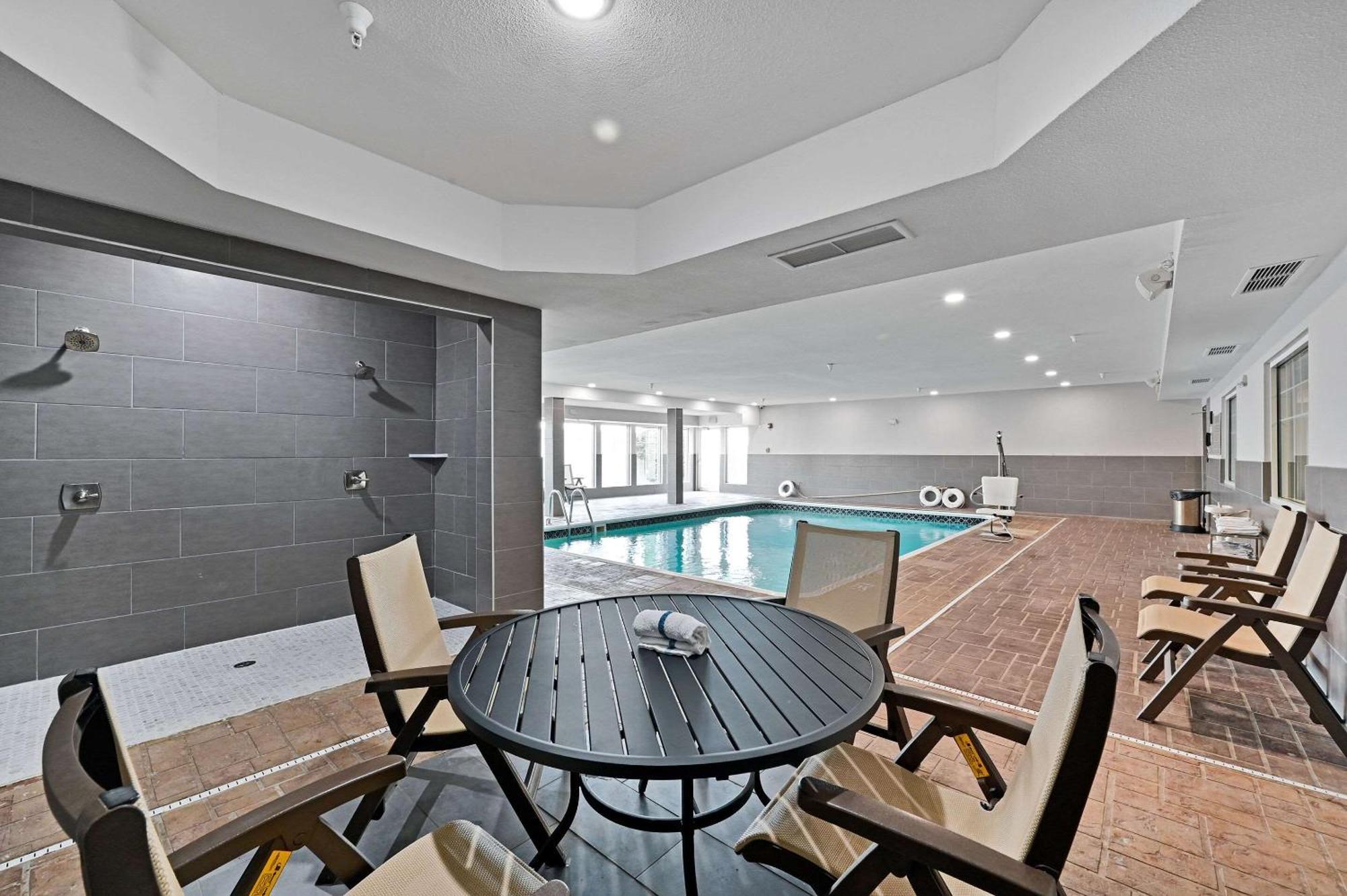 Country Inn & Suites By Radisson, Bloomington-Normal Airport, Il Kültér fotó